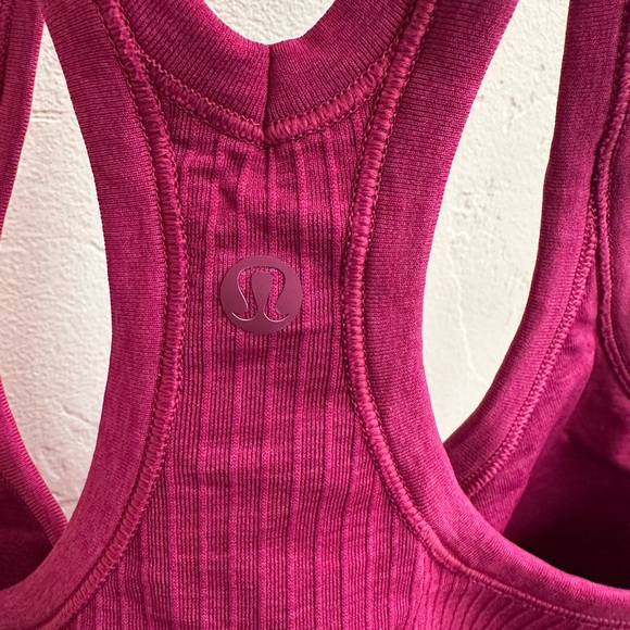 Lululemon ebb to street crop tank - Picture 2 of 4